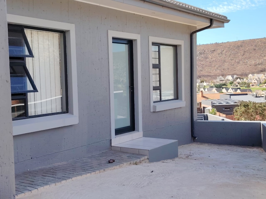 4 Bedroom Property for Sale in Island View Western Cape